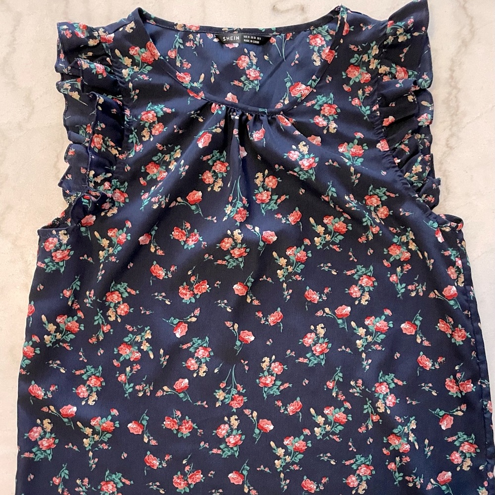 Floral Flutter Sleeve Top